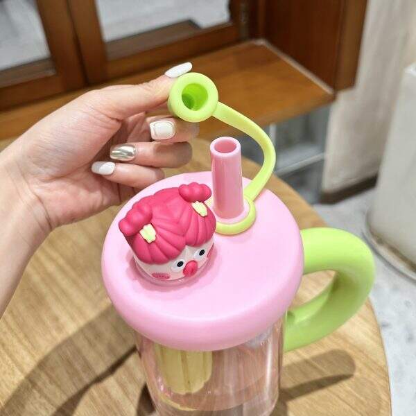 High quality plastic cup with suction cup - Image 2