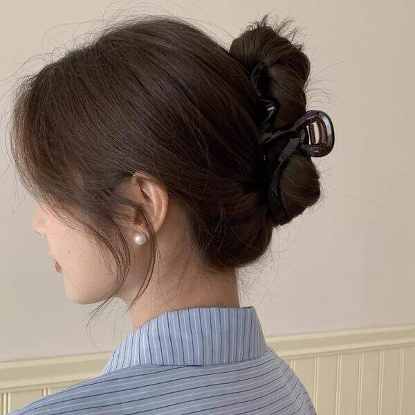 Simple Wave Gripper for Women 2024 - Image 4