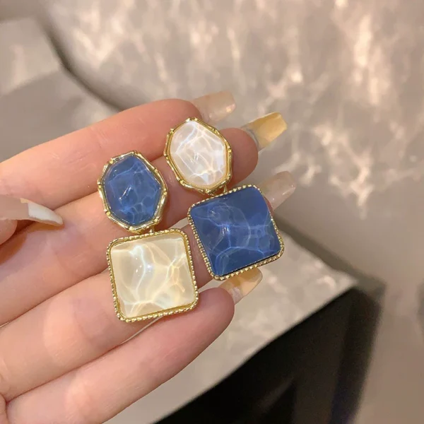 Irregular blue earrings - Image 3