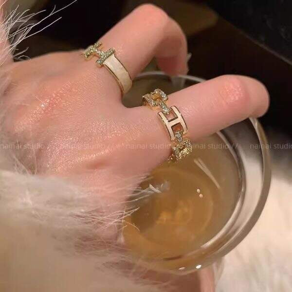 The letter H ring - Image 2