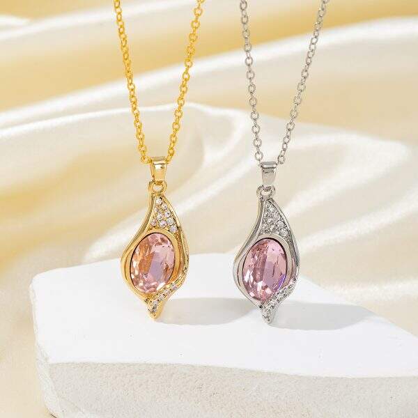 Elegant copper plated pendant necklace - Image 1