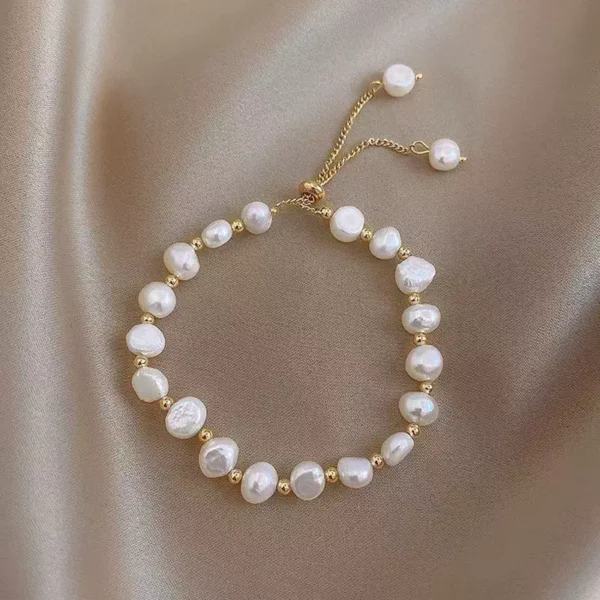 Faux pearl bracelet for women - Image 4