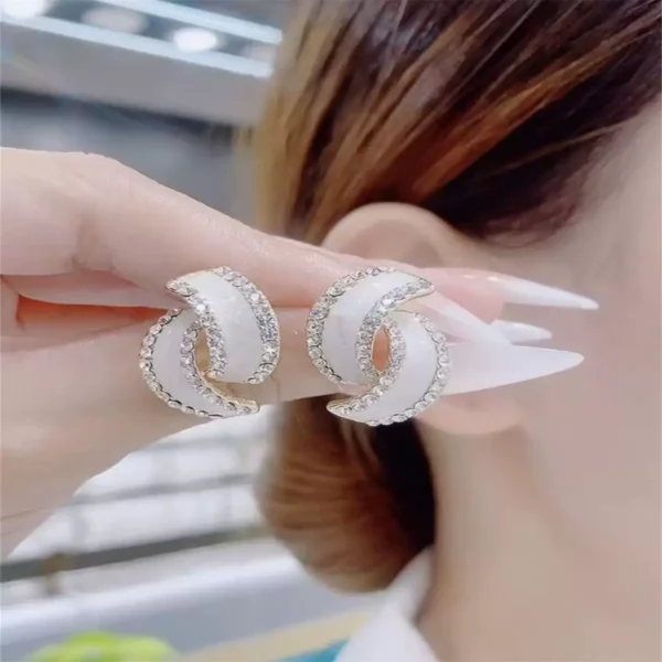 Warehouse style drip oil inlaid diamond ear - Image 3