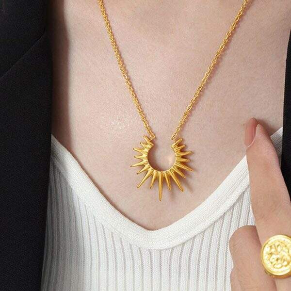Cross border retro sunflower necklace - Image 4