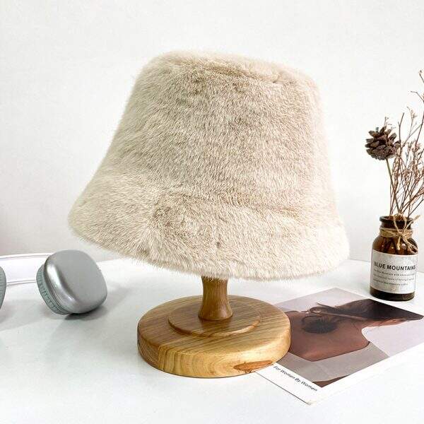 Knitted bucket hat - Image 4