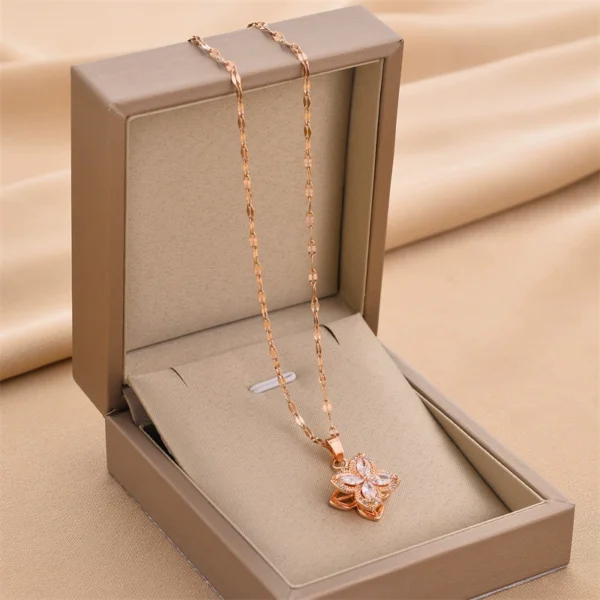 Outlet Clearance Rotating Clover Necklace Outlets - Image 4