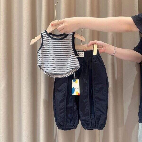 Two-piece set - Image 2