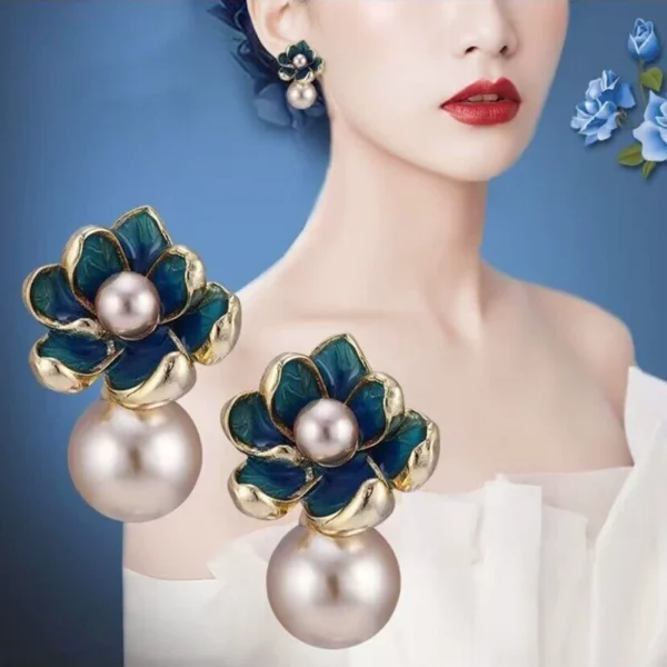 Cang Blue Flower Ear - Image 2