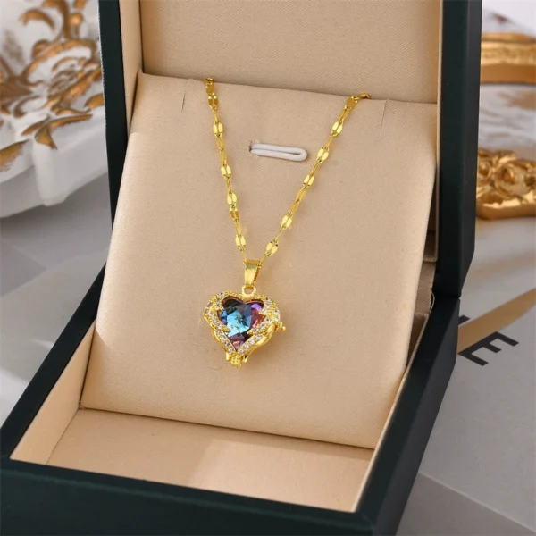 The beloved necklace of the ocean - Image 2