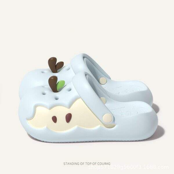 New cute perforated shoes for wearing on the outside - Image 3