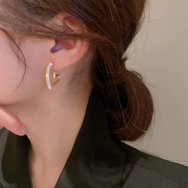 Full Diamond Love Earnail Ring - Image 4