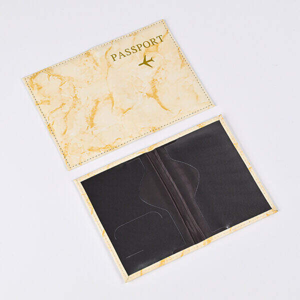 Passport books - Image 3