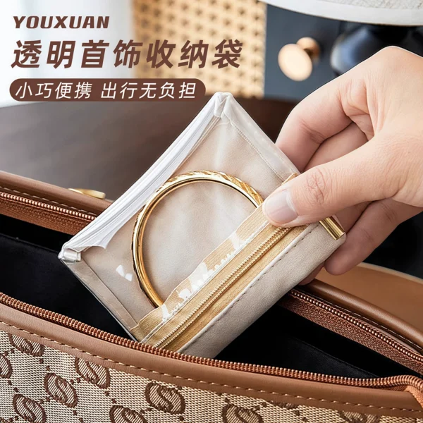 Jewelry bag made of velvet - Image 1
