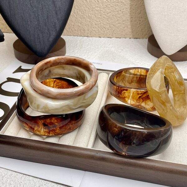 Acrylic bracelet - Image 2