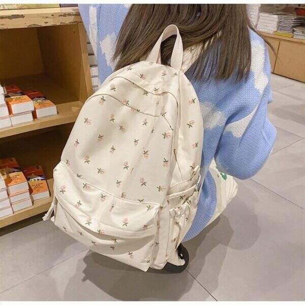 Backpack girl - Image 1
