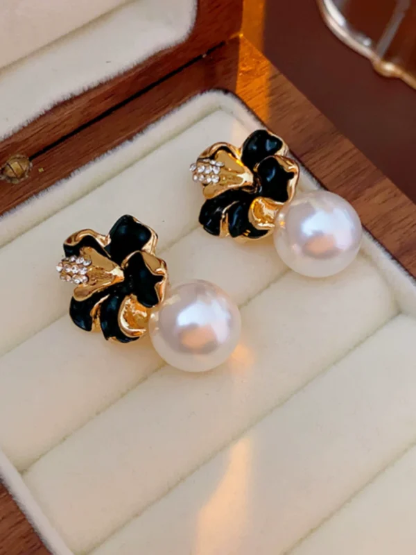 Flower Pearl Earrings Outlets Female - Image 4