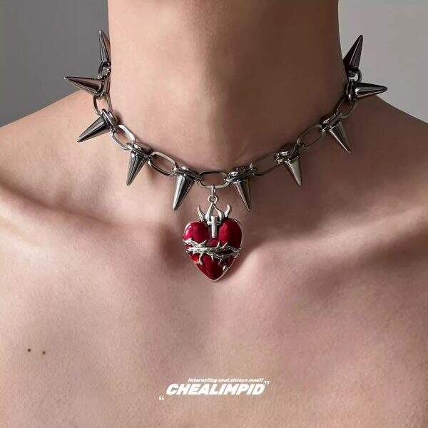 Love Rivet Punk Dark Necklace - Image 2