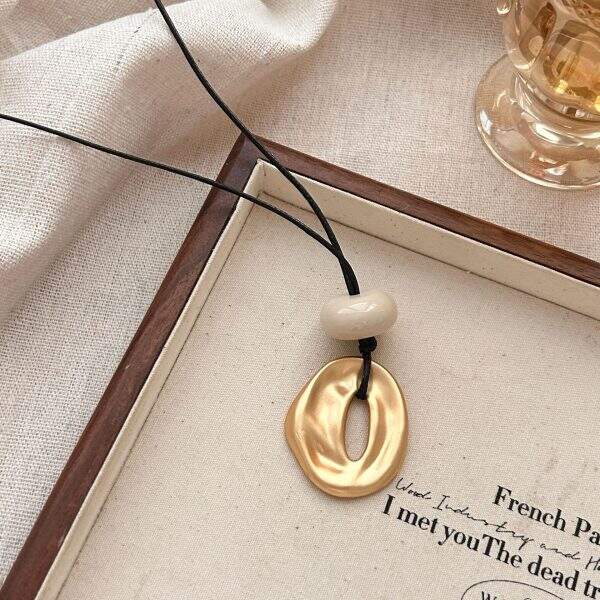 Unique fashion necklace - Image 4