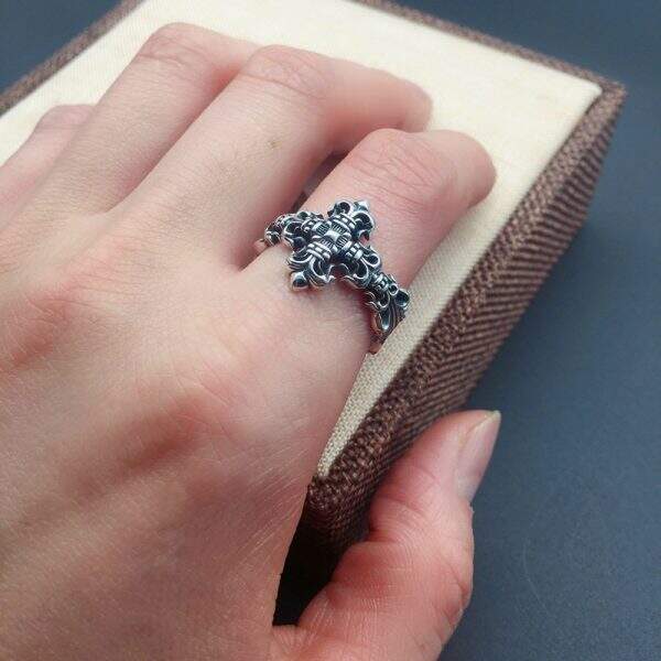 Kroos Heart Cross Ring Male - Image 3