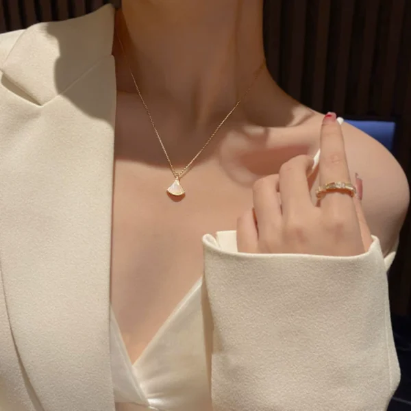 cat eye stone fan-shaped necklace outlets - Image 2