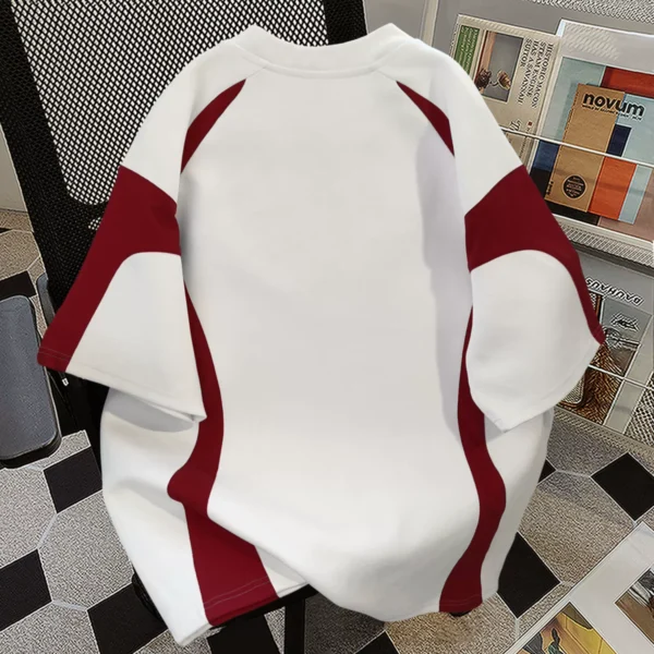Short-sleeved T-shirt with printed la - Image 2