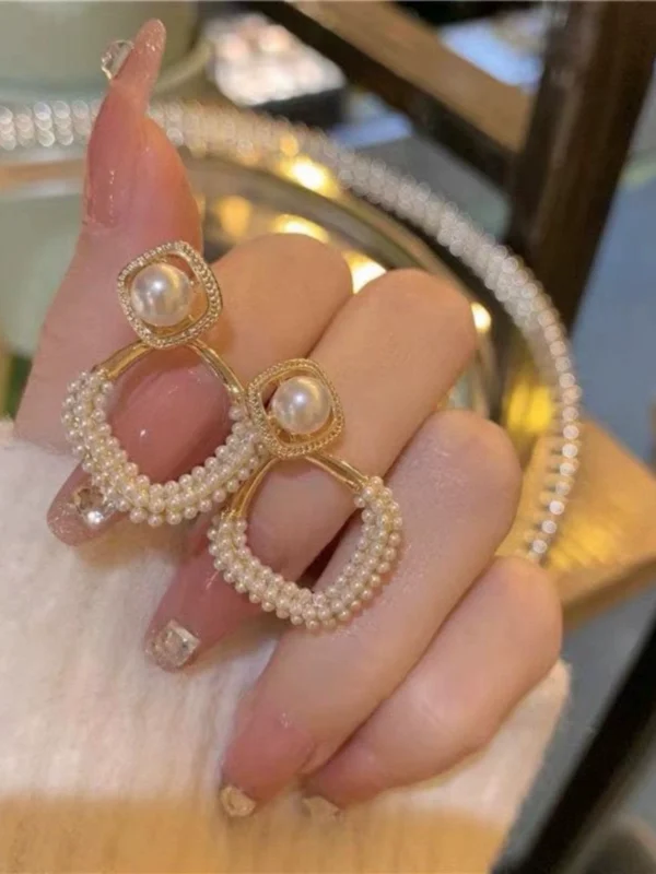 French diamond shaped pearl ears - Image 2