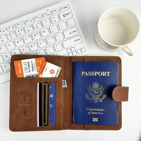 Passport book - Image 4
