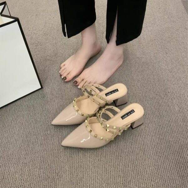 Small studded high heels - Image 2