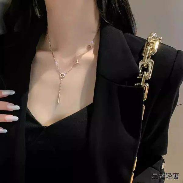 18KLOVE letter titanium steel necklace outlets - Image 3