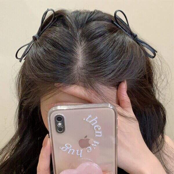 Leather bow hair clip - Image 1