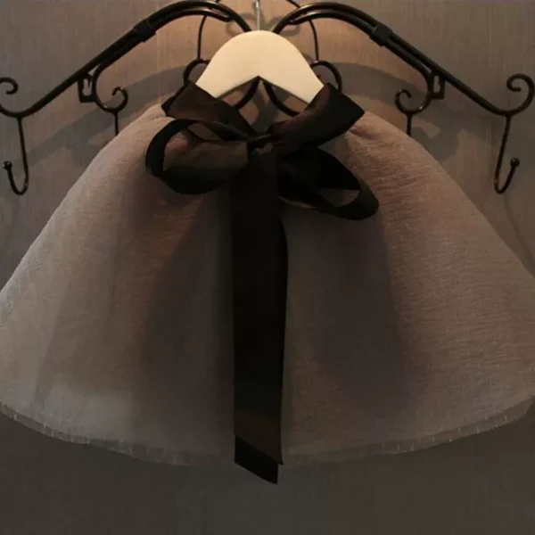 Girls' short sleeved and skirt - Image 2