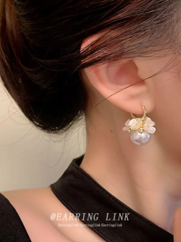 Premium Flower Pearl Earrings - Image 3