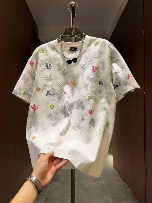 Cool car pattern t-shirt - Image 1
