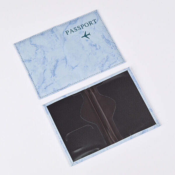 Passport books - Image 2