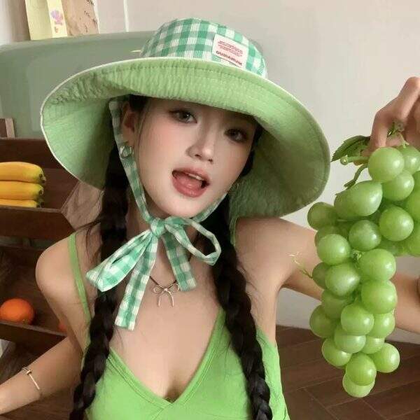 Double sided sun protection hat with large brim - Image 1