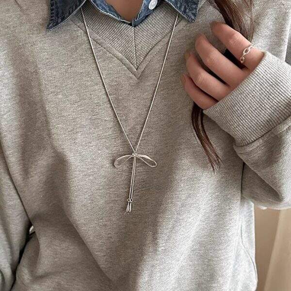 Bow pendant necklace - Image 4