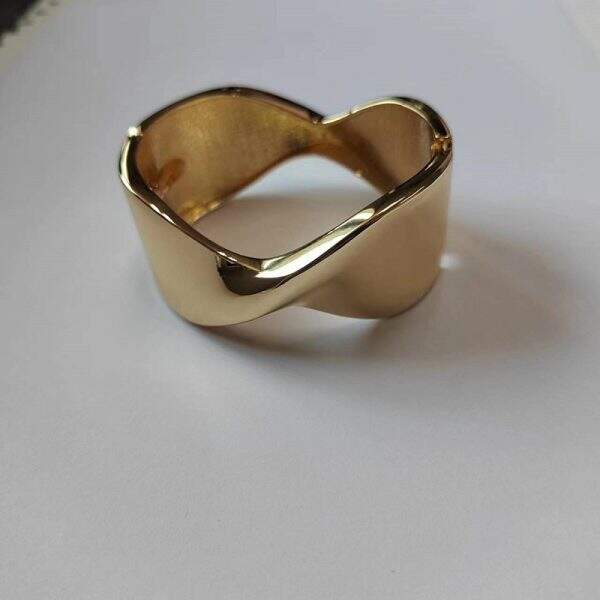 Cool style metal alloy bracelet - Image 3