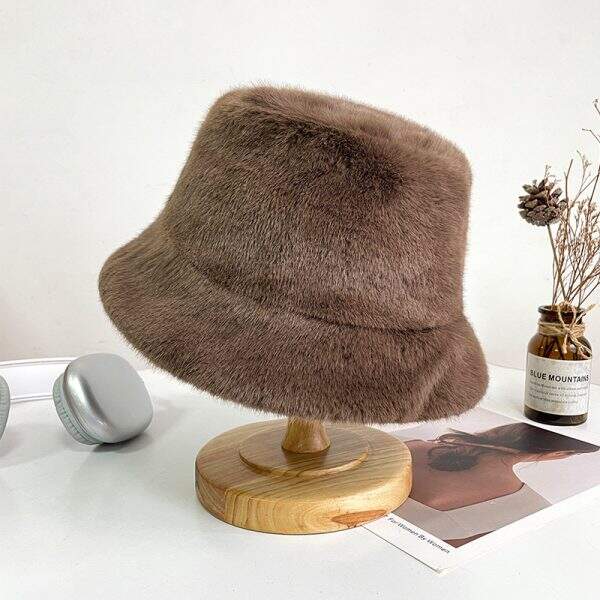 Knitted bucket hat - Image 3