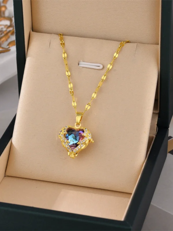 The beloved necklace of the ocean - Image 2