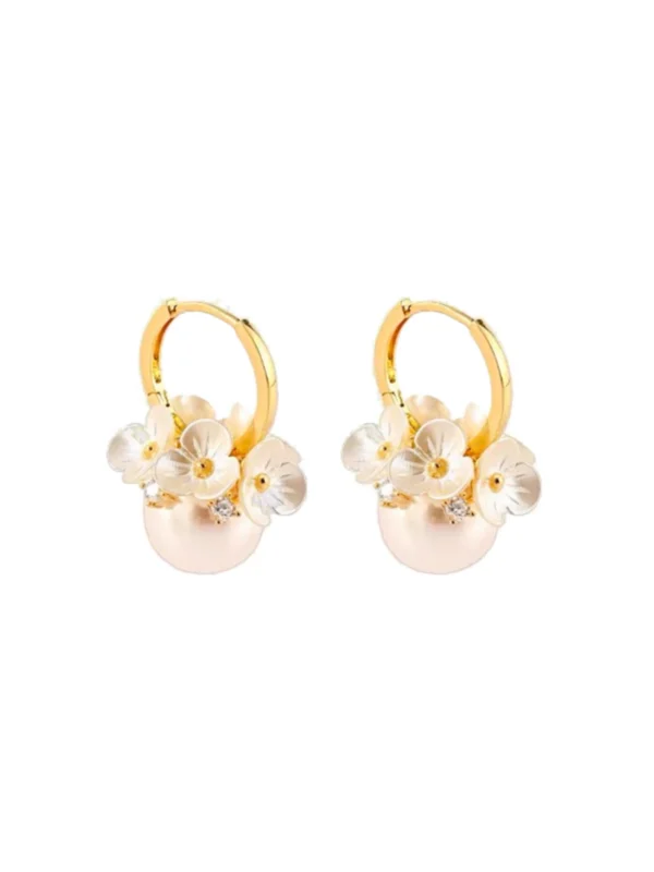 Premium Flower Pearl Earrings - Image 5