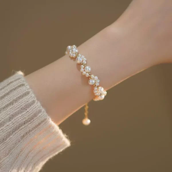 Claw Pearl Bracelet Outlets for Women - Image 2