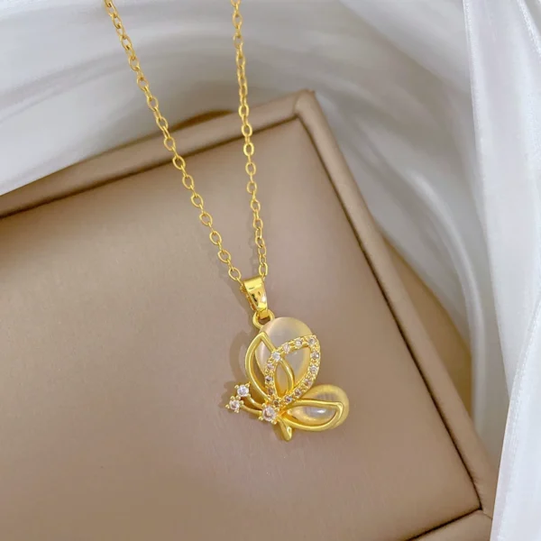 Imitation cat eye stone butterfly necklace outlets - Image 1