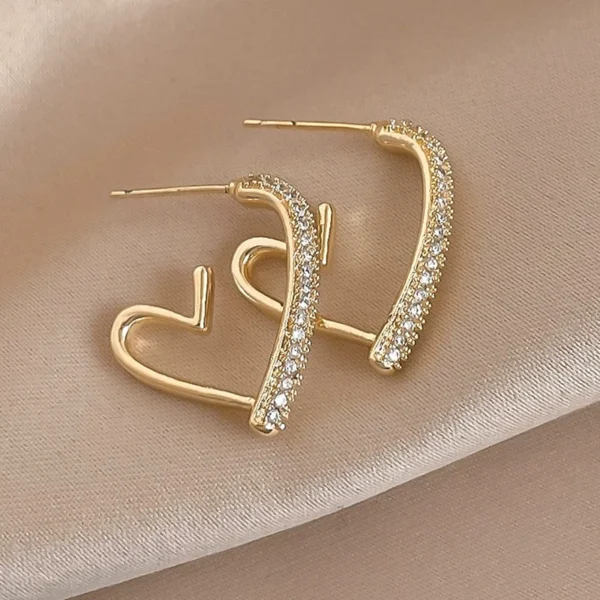 Full Diamond Love Earnail Ring - Image 1