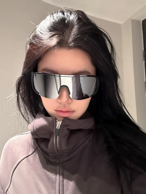 windproof goggles, sunglasses - Image 1