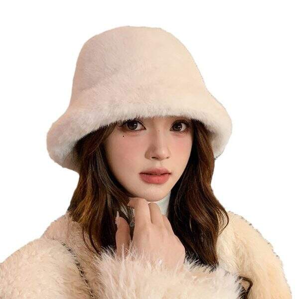 Knitted bucket hat - Image 5