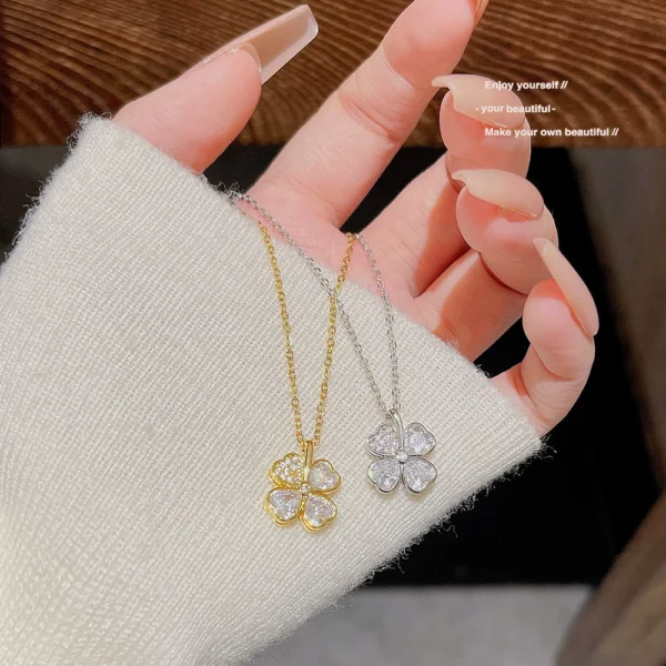Four leaf petal necklace outlets for women - Image 4