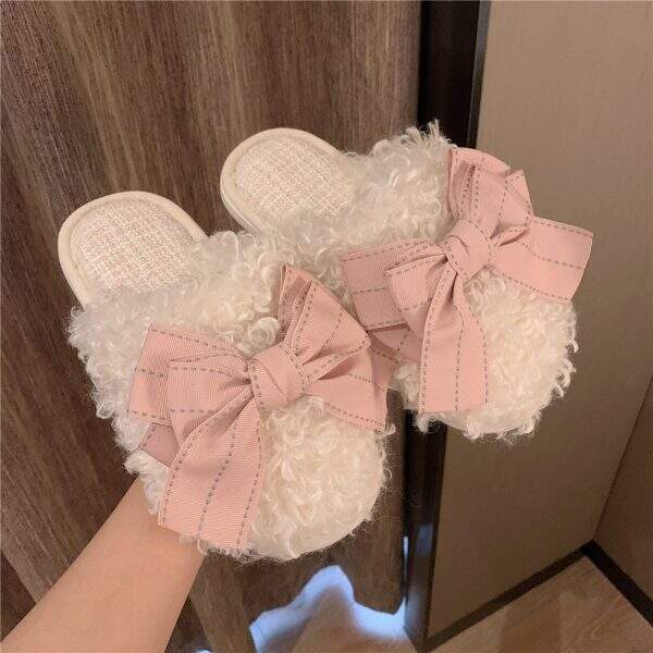 Cute hairy slippers - Image 1