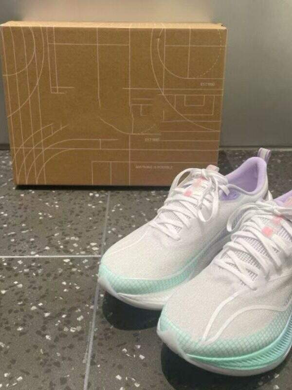 Men's running shoes - Image 3