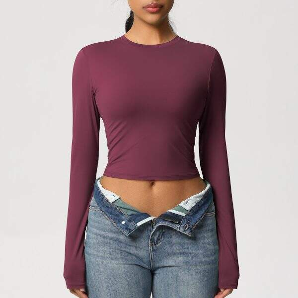 Tight fitting sports T-shirt - Image 2