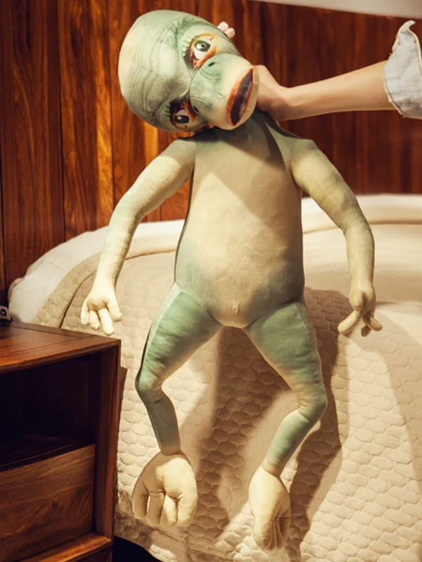 Crazy alien plush toy - Image 4